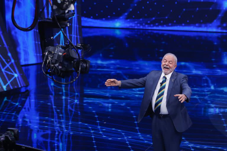 El expresidente Luiz Inacio Lula da Silva durante el debate presidencial en Brasil.