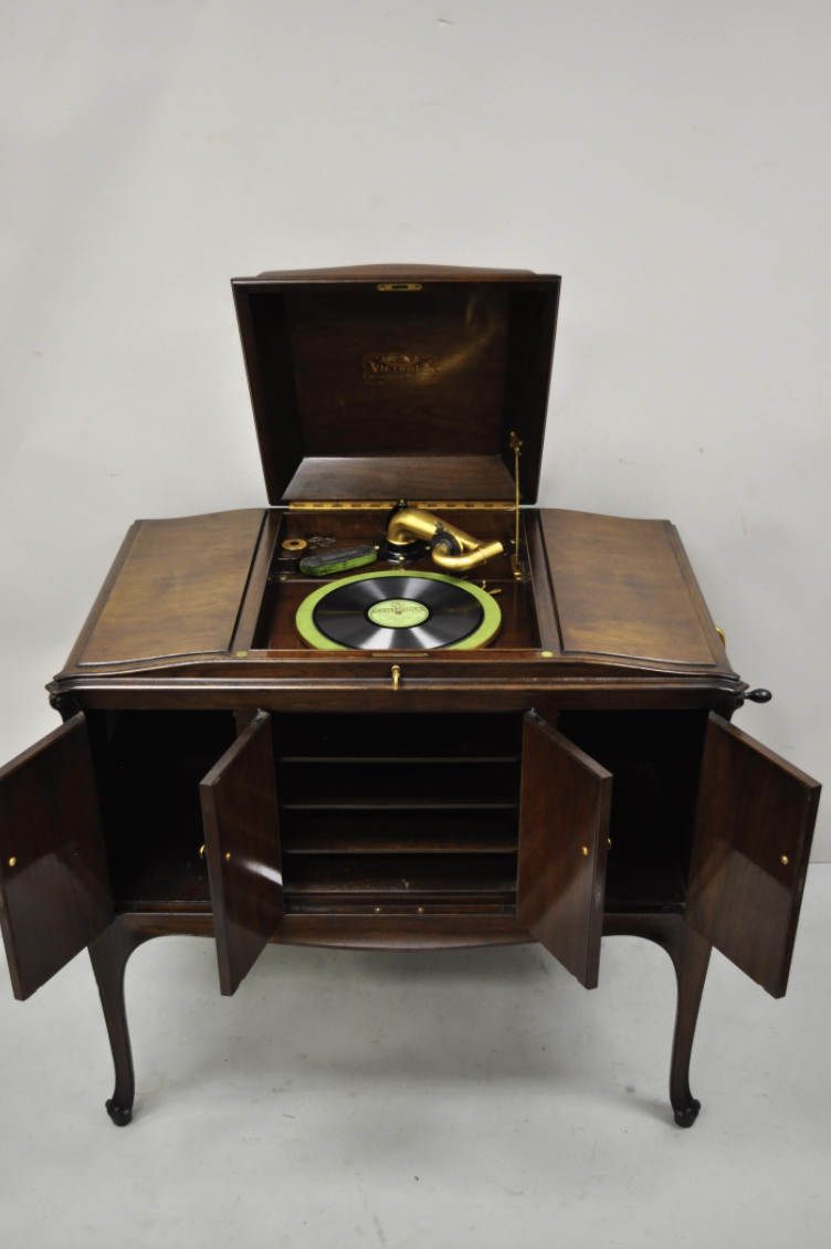 3) Record Players