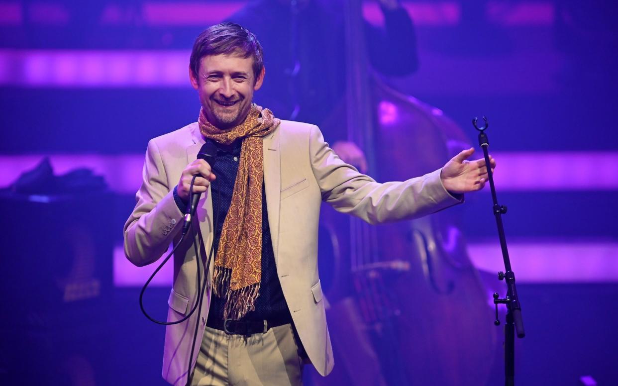 Neil Hannon with The Divine Comedy at the Barbican - Mark Allan