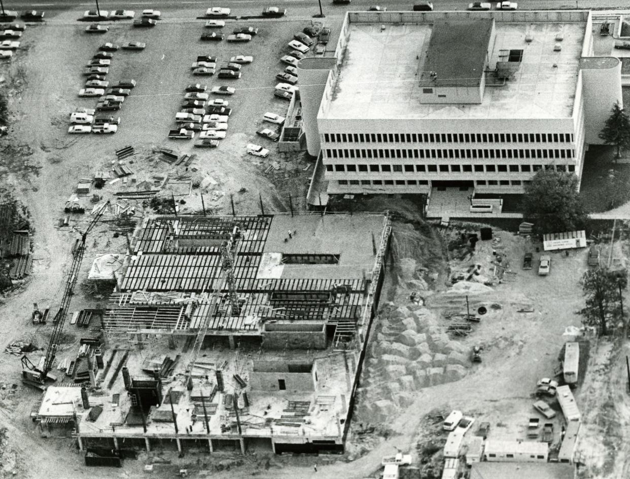 Construction at the new Cumberland County Courthouse in 1976.