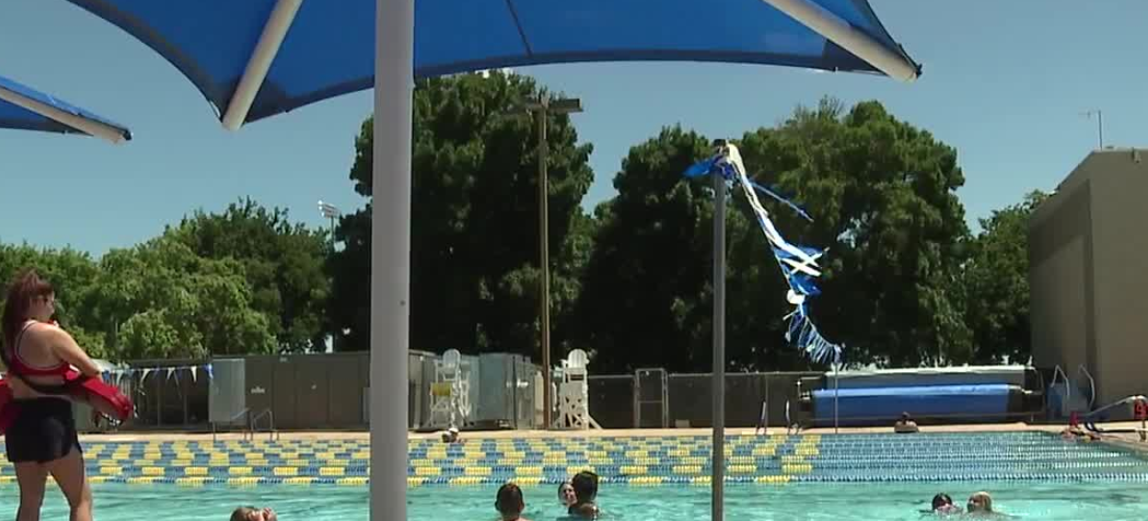 Worlds Largest Swim Lesson Today 8052