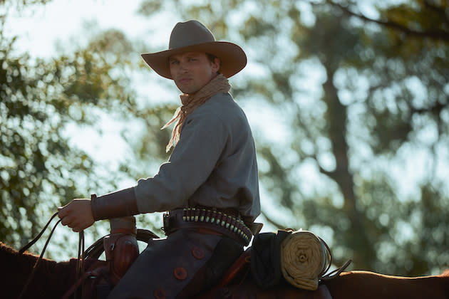 1923-premiere-recap-season-1-episode-1-yellowstone-prequel