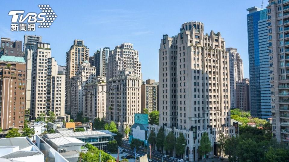 為擠出更多居家空間，有些房屋會出現奇葩的裝潢設計。（示意圖／shutterstock達志影像）