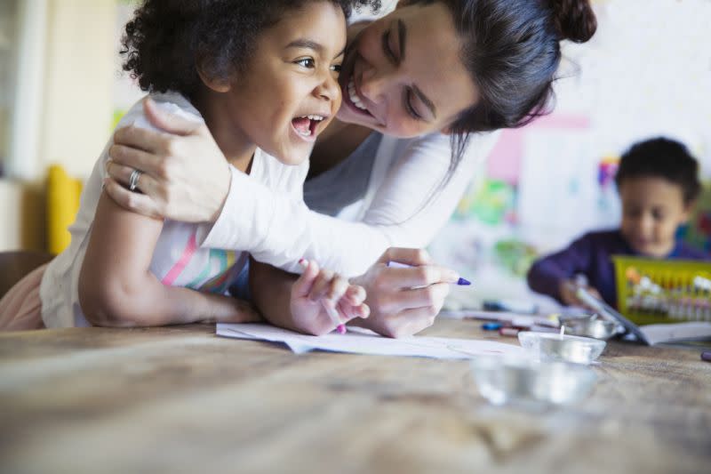 Une maman a reconnu avoir un enfant préféré, mais ce comportement est-il normal ? [Photo: Getty]