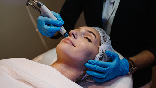 Hydrafacial: Is this Popular Celebrity Facial Worth Your 30 Minutes?