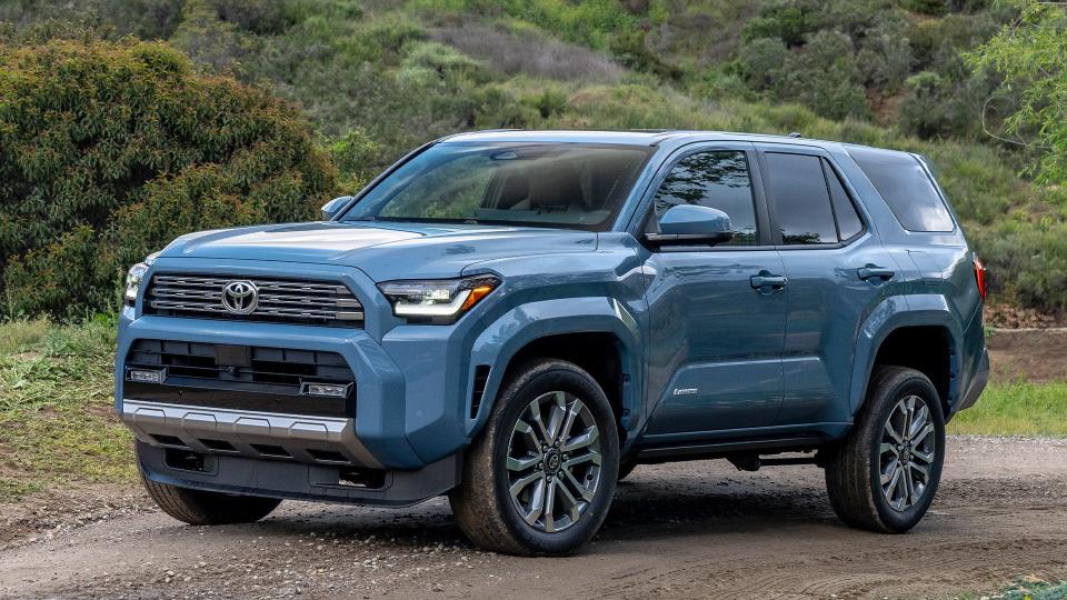 The 2025 Toyota 4Runner's Engine Is a Callback to the Legendary 22RE photo