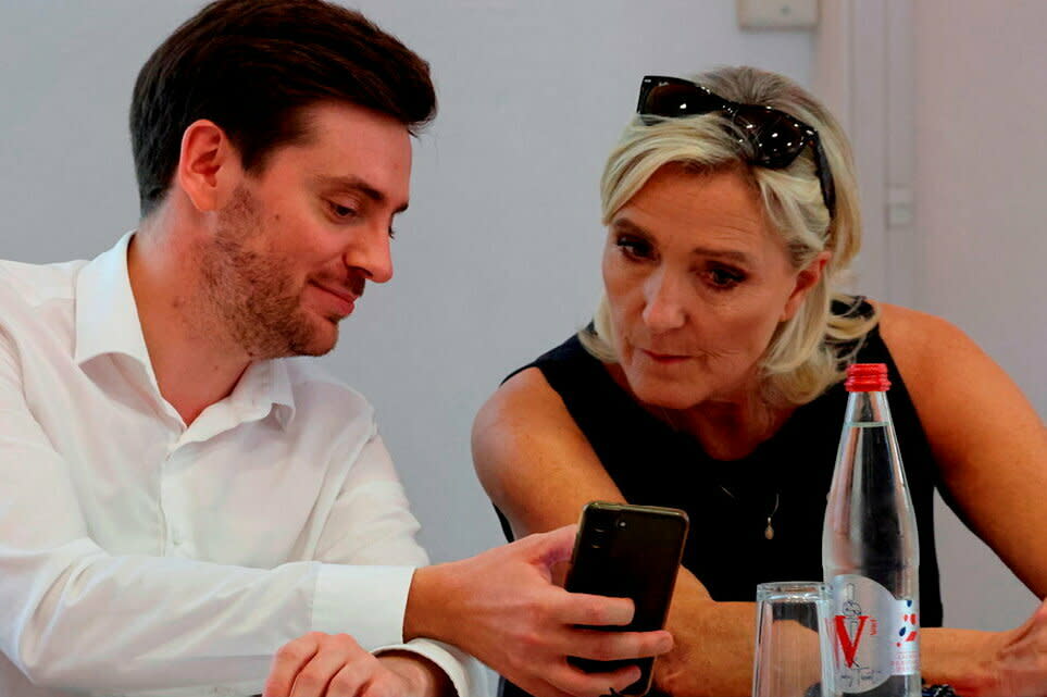 Alexandre Loubet  et Marine Le Pen.  - Credit:Alain Robert/Sipa