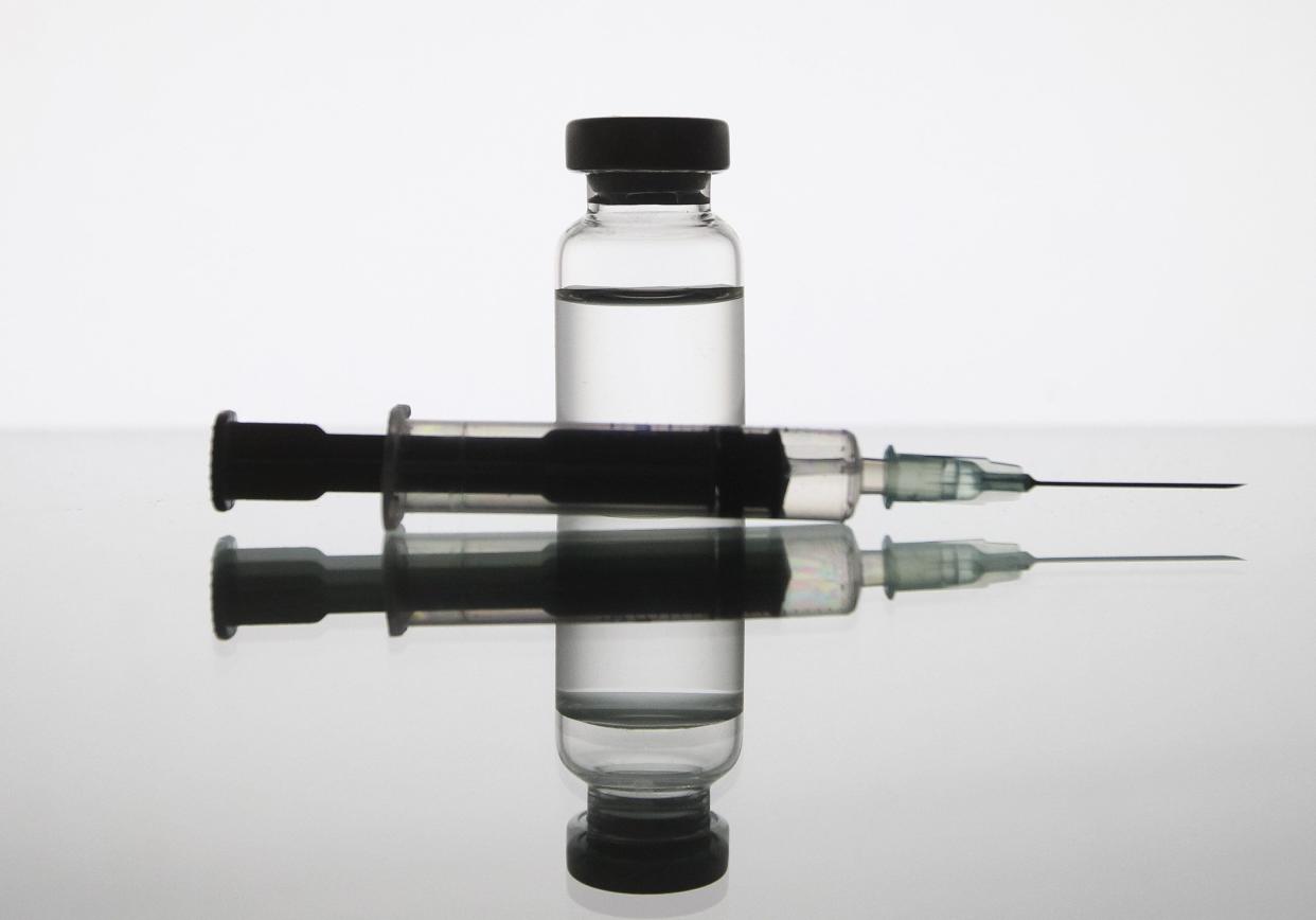 Yes, there is a legal precedent for employers mandating vaccines, but there are also many legal accommodations companies must consider. (Photo: NurPhoto via Getty Images)