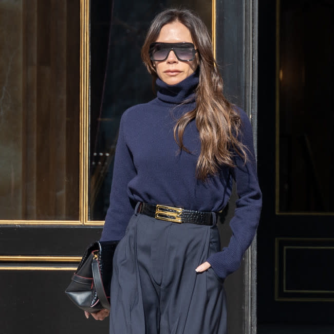 Victoria Beckham rinde homenaje a Roberto Cavalli credit:Bang Showbiz