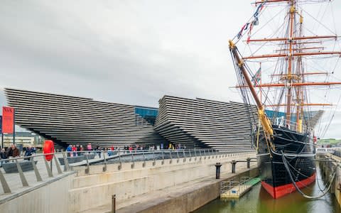 RSS Discovery next to the V&A Dundee - Credit: iStock