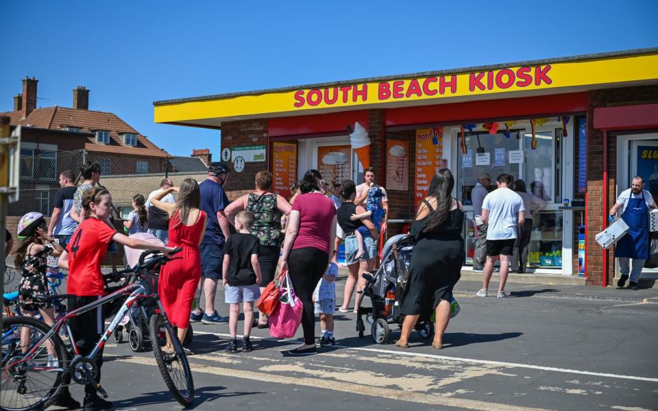 There was little sign of physical distancing in Troon on Sunday - Jeff J Mitchell/Getty