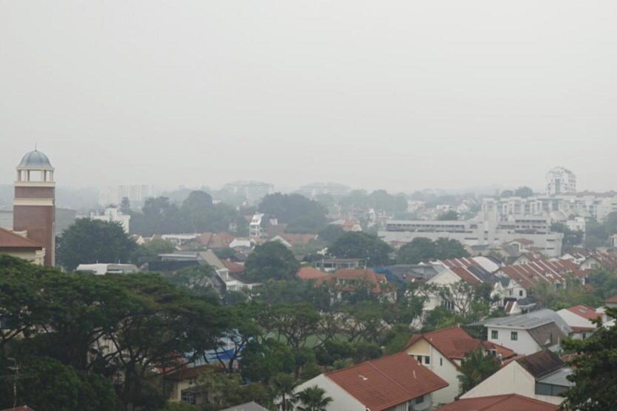 Hazy conditions in Bukit Timah area at 1.50pm on Saturday (14 September). PHOTO: Dhany Osman/Yahoo News Singapore 
