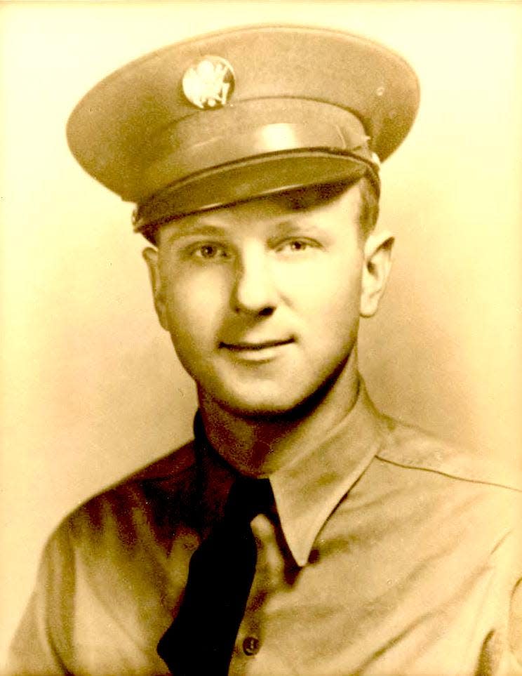 J. William Middendorf's NROTC portrait, circa 1944.