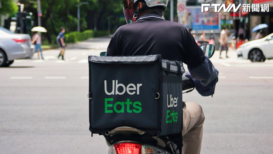 2024年1、2月統一發票中獎清冊今日出爐，有民眾只花36元叫Uber Eats，爽中200萬元。（示意圖／Unsplash）