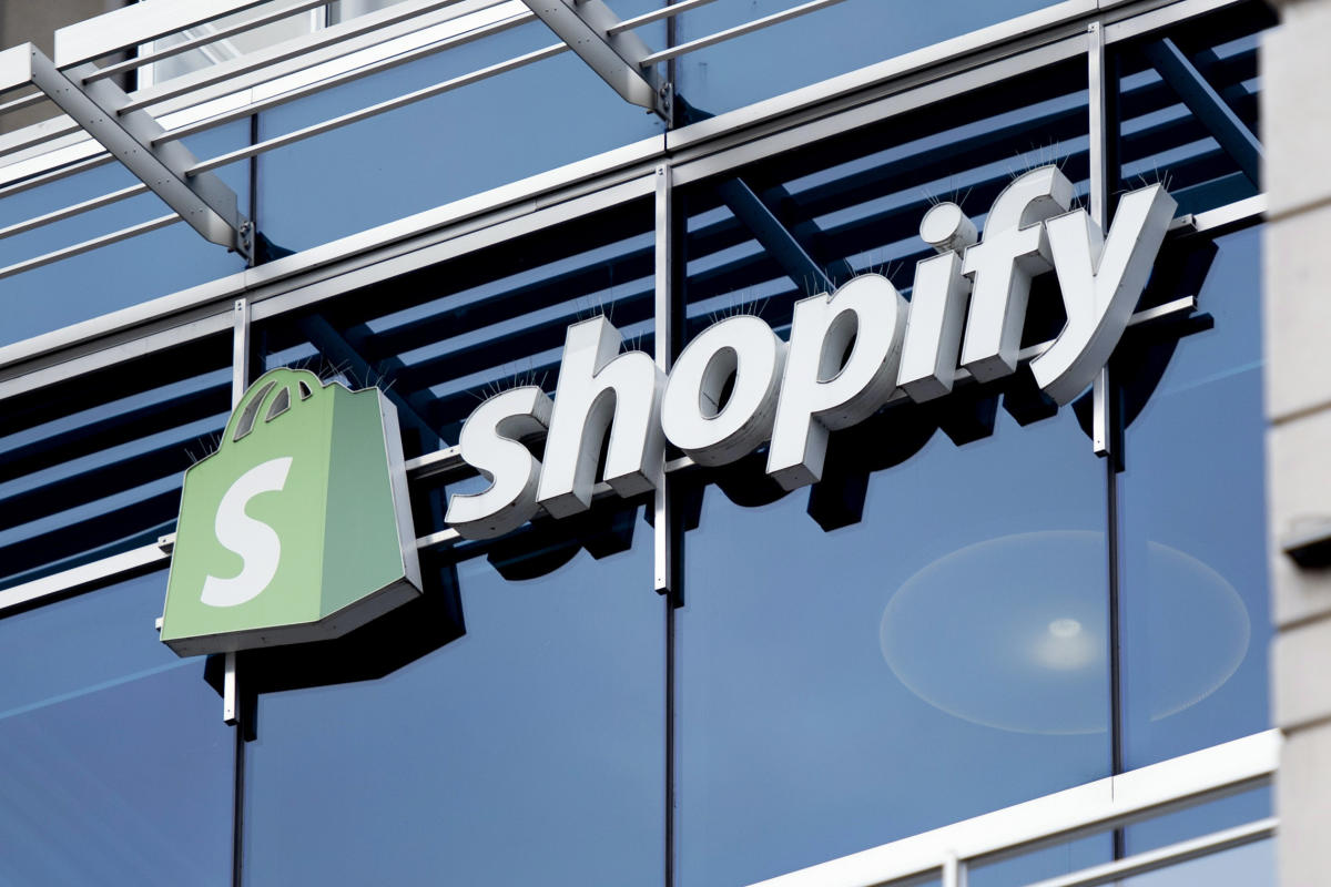 Shopify collapses on weak outlook after very strong start to 2024
