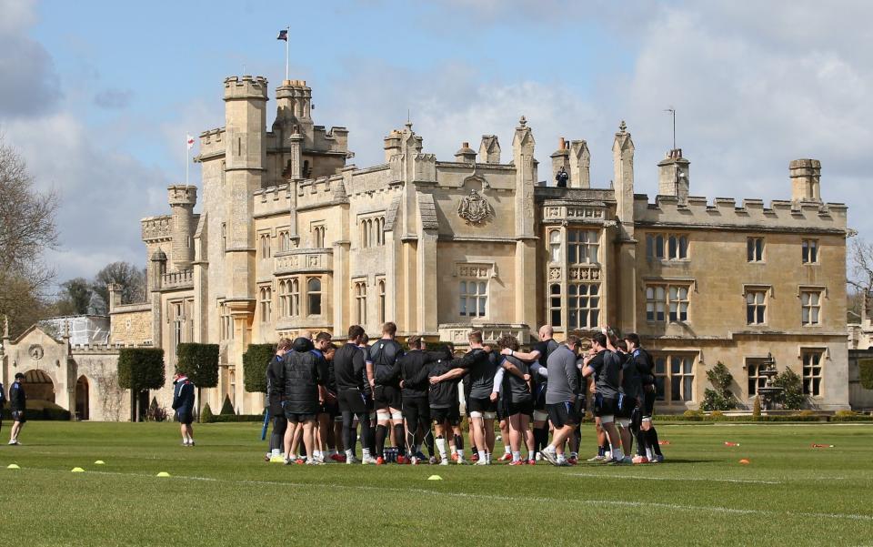 The Bath team warm up during the Bath training session held at Farleigh House - Bath debate turning back on 'Hogwarts' training ground Farleigh House - GETTY IMAGES