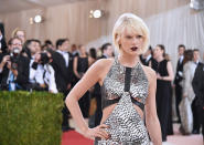 <p>No. 1: Taylor Swift <br> Age: 26 <br> Earnings: $170 million <br> (Photo by Mike Coppola/Getty Images for People.com) </p>