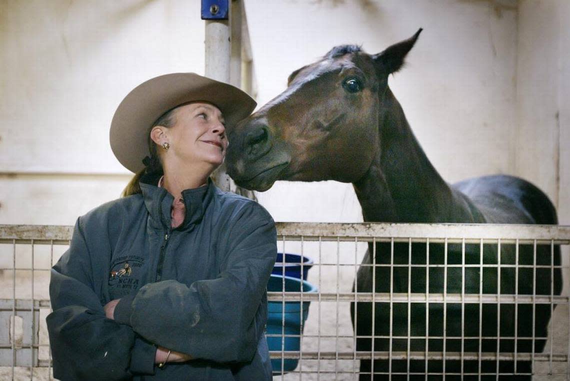 Alice Walton, shown with a cutting horse at her ranch near Fort Worth, is on the board of the Walton Family Foundation, which gave $20 million to the Amon Carter Museum of American Art in Fort Worth. Rodger Mallison/rmallison@star-telegram.com