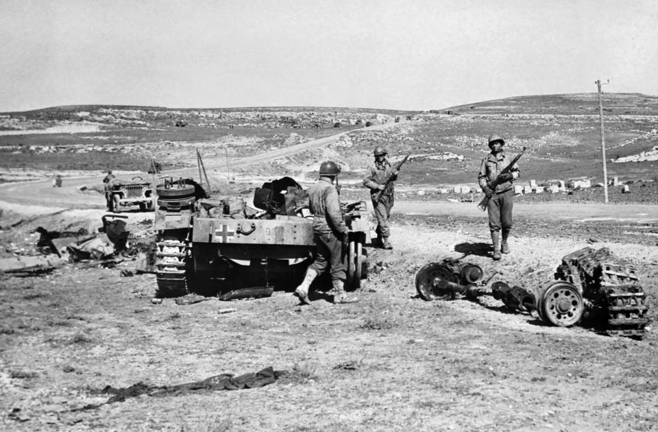 US soldiers at Kasserine Pass in Tunisia