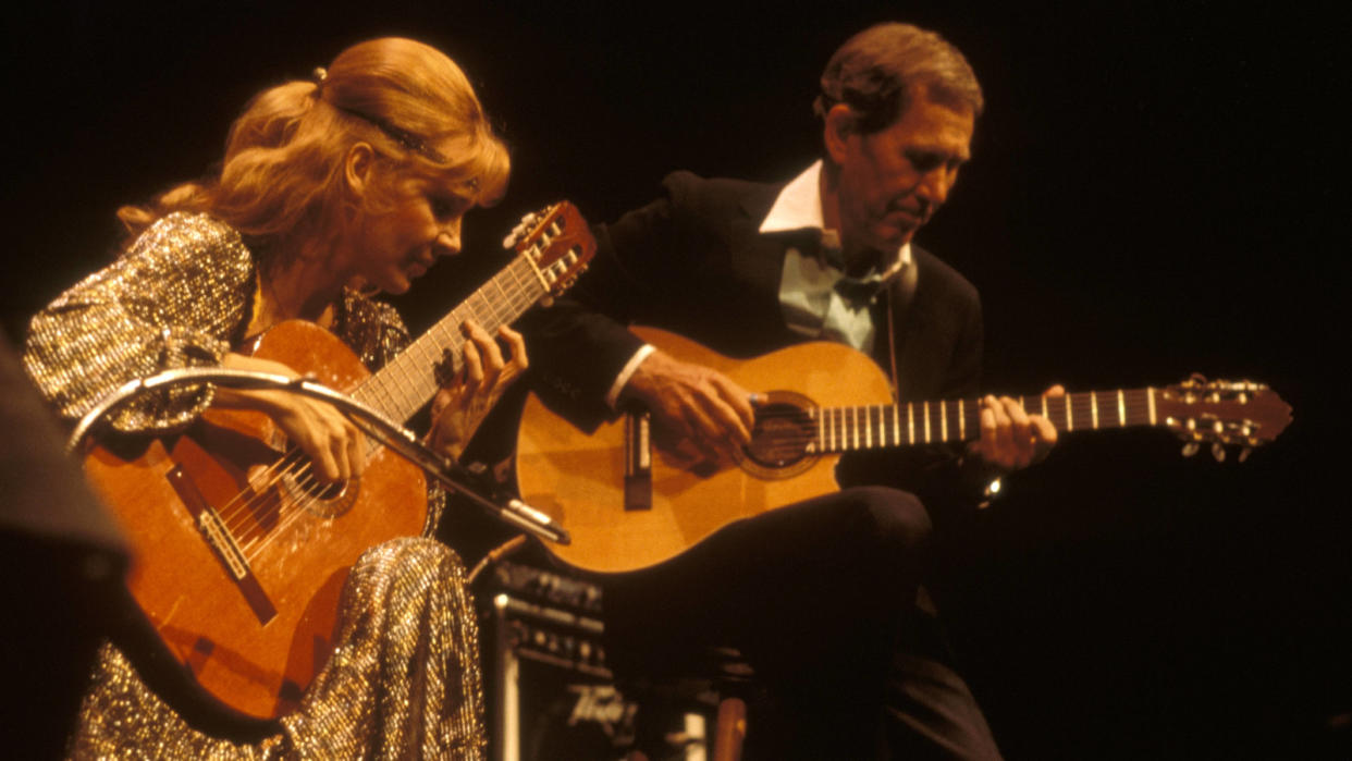  Chet ATKINS and Muriel ANDERSON  