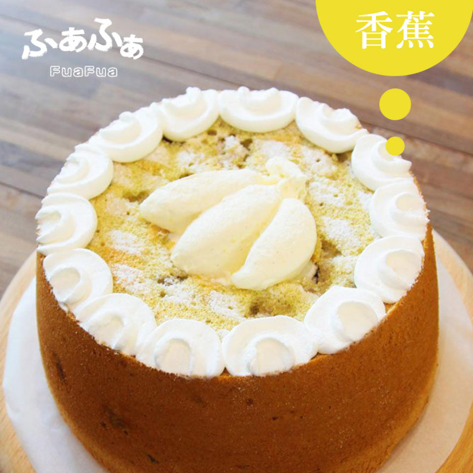這款使用的是台灣香蕉直接切成丁拌入蛋糕當中，散發純淨自然的香蕉香氣，搭配無添加之歐牧純生夾餡