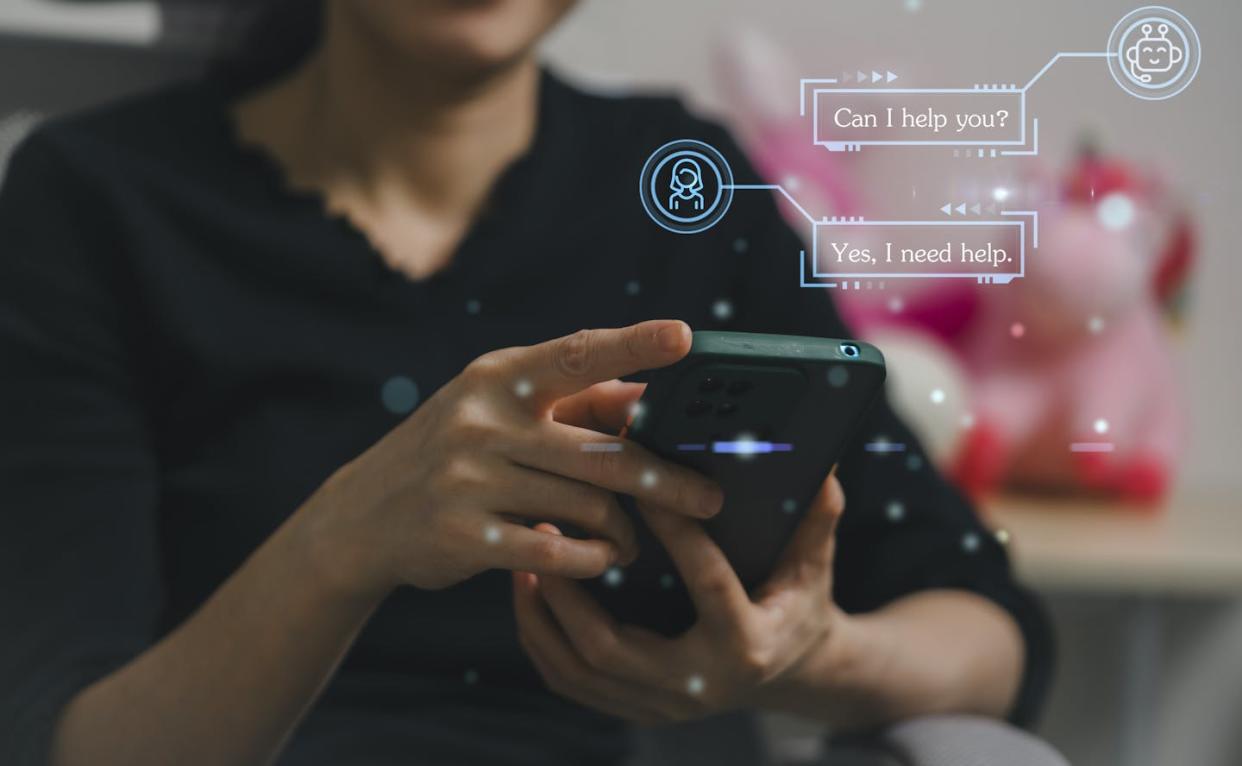 A customer uses an online service with a chatbot to get support. <a href="https://www.gettyimages.com/detail/photo/chatbot-concept-open-ai-artificial-intelligence-royalty-free-image/1555849796?phrase=artificial+intelligence&adppopup=true" rel="nofollow noopener" target="_blank" data-ylk="slk:Krongkaew/Getty Images;elm:context_link;itc:0;sec:content-canvas" class="link ">Krongkaew/Getty Images</a>