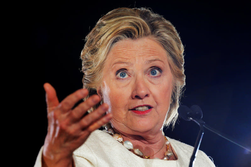 U.S. Democratic presidential nominee Hillary Clinton speaks at a campaign rally in Sanford, Florida, U.S. November 1, 2016.  REUTERS/Brian Snyder 