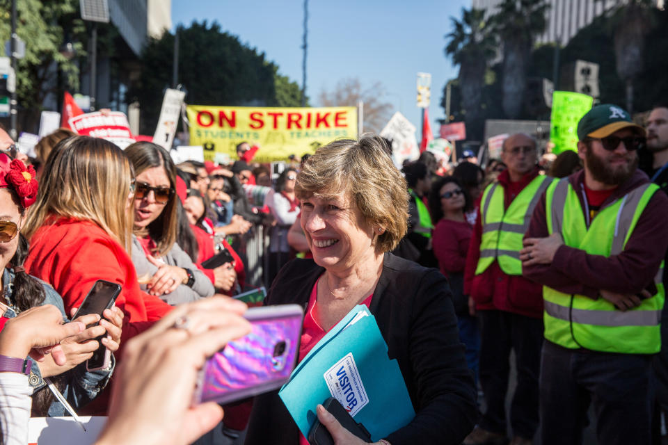 American Federation of Teachers president Randi Weingarten greets a crowd of striking teachers in downtown Los Angeles, Calif., in Jan. 2019. (Photo: Scott Heins/Getty Images)