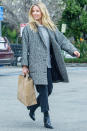 <p>Annabelle Wallis grabs a few groceries with boyfriend Chris Pine (not pictured) in L.A. on Tuesday. </p>