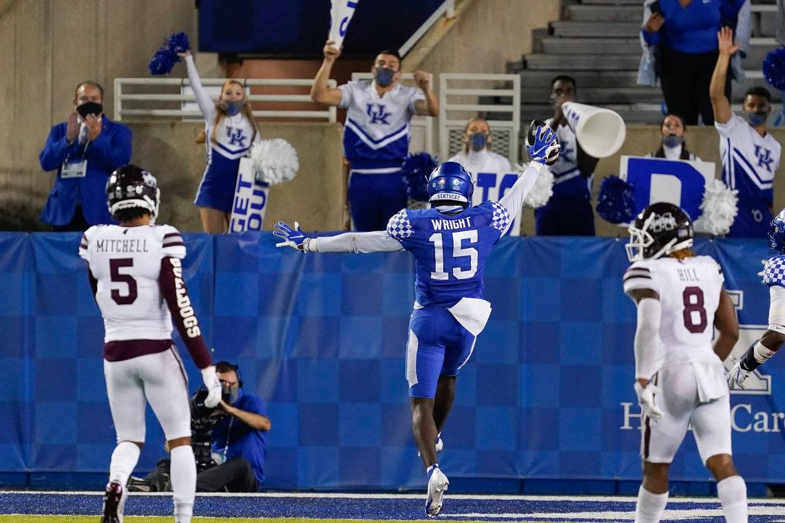 Kentucky linebacker Jordan Wright (15) returned an interception 8 yards for a touchdown to finish the scoring in UK’s 24-2 victory over Mississippi State in 2020.