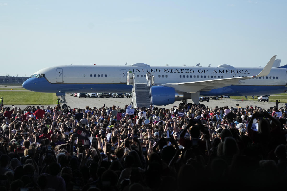 Trump falsely claims a crowd photo from Harris' campaign rally in Detroit was created using AI