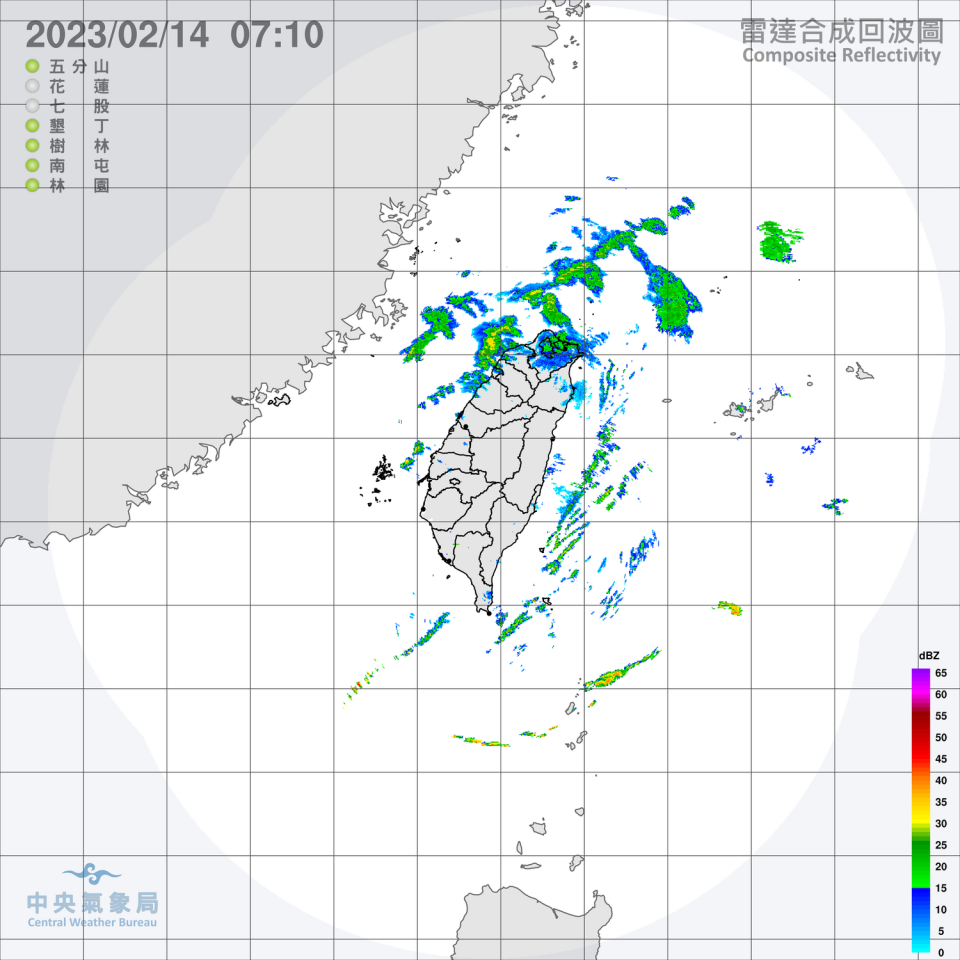 強烈大陸冷氣團影響，造成中部以北與東半部天氣偏冷，；華南雲雨區東移，北部地區更是又冷又濕，今天將有短暫雨。   圖：中央氣象局/提供