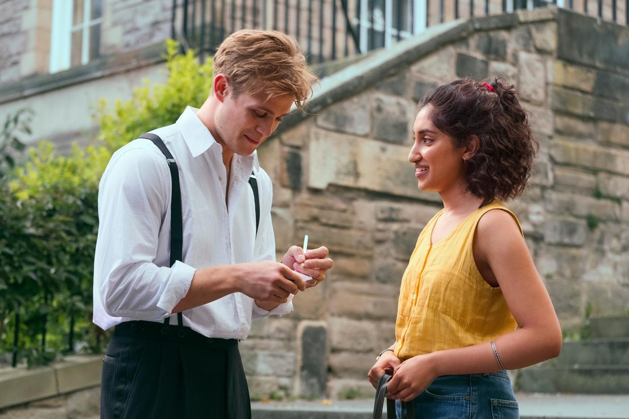 Leo Woodall as Dexter Mayhew and Ambika Mod as Emma Morley on the day they meet in Netflix's "One Day."