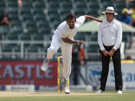 Cricket - South Africa v Sri Lanka - Third Test cricket match - Wanderers Stadium, Johannesburg, South Africa - 12/1/17 - Sri Lanka's Suranga Lakmal bowls. REUTERS/James Oatway