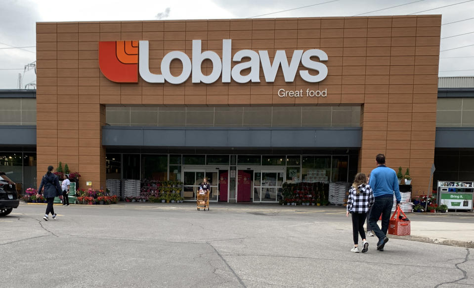 TORONTO, ON - June 15  Grocery prices continue to rise across the country ahead of inflation and economic distress.   Shoppers are seen at a Loblaws on Milwood in the East York area.
June 15 2023        (Richard Lautens/Toronto Star via Getty Images)