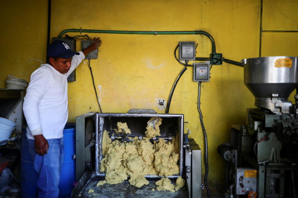 La mayoría de las fábricas de tortillas en México pertenecen a empresas familiares (Foto: Reuters/Edgard Garrido).