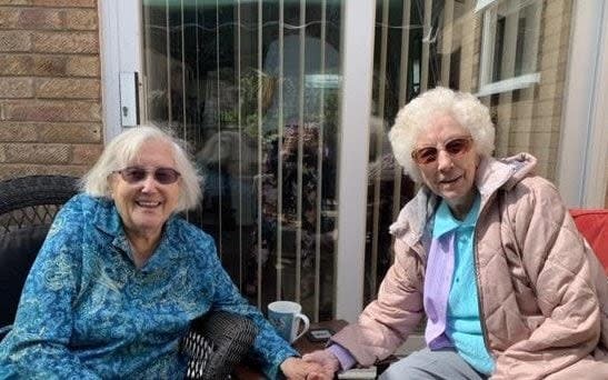 Twin sisters Dorcas Tobin and Edith Dumbleton reunite for their 100th birthday - Wessex News Agency