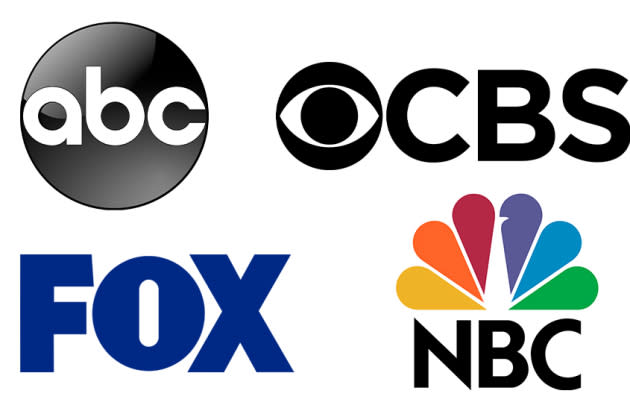 ABC, CBS, NBC & Fox Extend Pilot Cast Options; 'Jury Duty' Releases Actors  But Remains In Contention