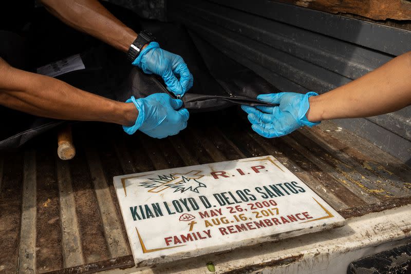 Philippines drug war victim Kian Delos Santos exhumed after five years