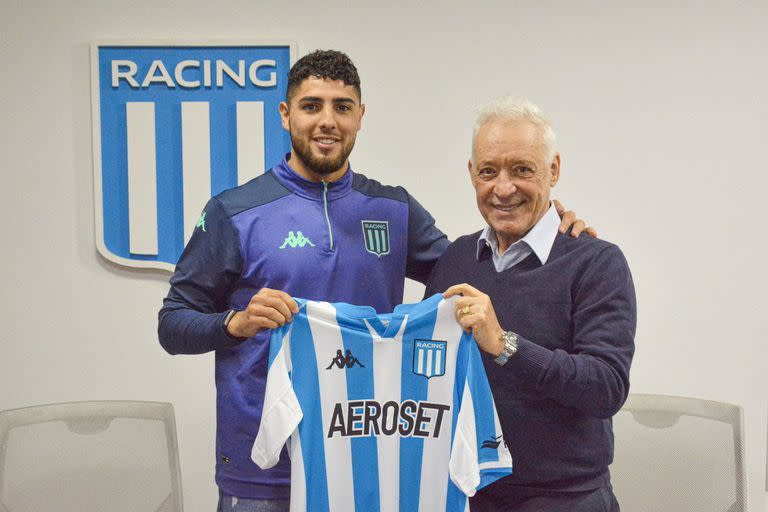 Maximiliano Romero hizo oficial su pase: jugará para Racing