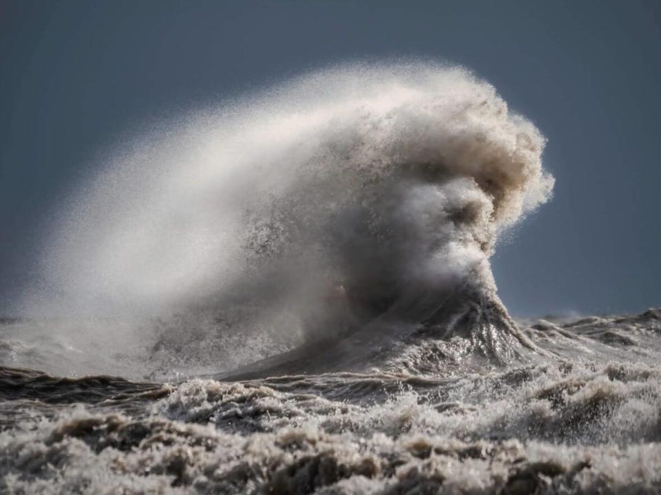 Photographer Cody Evans of Ingersoll, Ont., captured wave action that resembled a famous Greek god.  (Cody Evans - image credit)