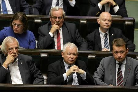 Leader of Law and Justice (PiS) party Jaroslaw Kaczynski (C) attends a debate before the voting on the bill that calls for an overhaul of the Supreme Court, at the parliament in Warsaw, Poland, July 20, 2017. Agencja Gazeta/Slawomir Kaminski/via REUTERS