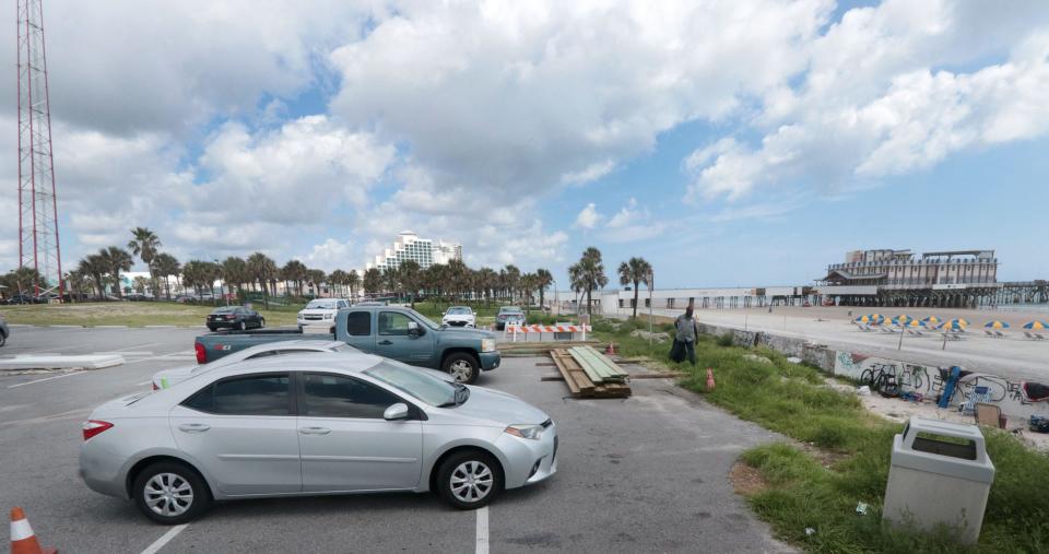 Vacant land at 41 S. Ocean Ave. in Daytona Beach has been used for parking for years. Soon the oceanfront property will become the home of a two-story Mexican restaurant and bar.