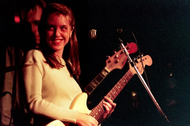 Liz Phair and Beck Perform at McCabe's Guitar Store, 1993 - Credit: Jeff Kravitz/FilmMagic, Inc