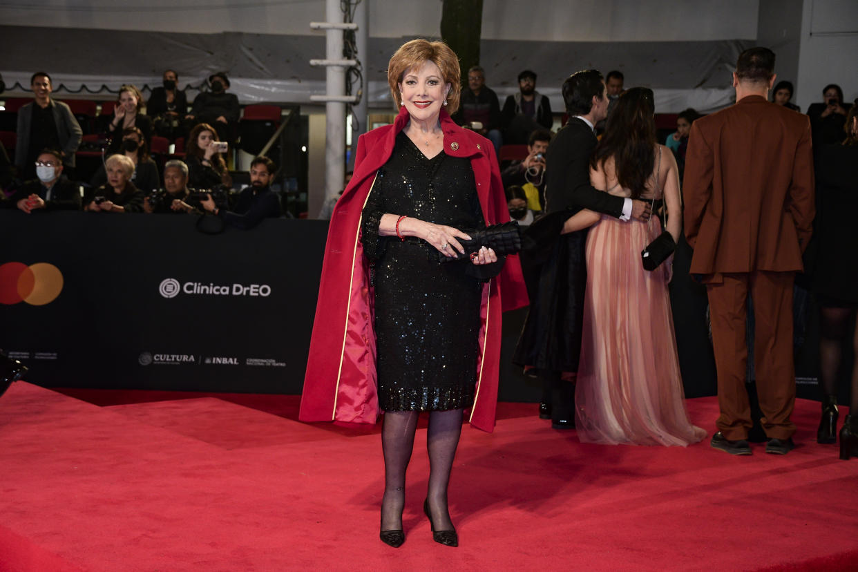 Jacqueline Andere en la alfombra roja de 'Los Metro Awards' en el Teatro del Bosque Julio Castillo, 2022, México. (Photo by Jaime Nogales/Medios y Media/Getty Images)