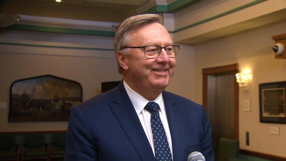 PC Leader Tony Wakeham says he wants to see the details of the contract between Newfoundland and Labrador Health Services and the private nursing firm Canada Health Labs. 