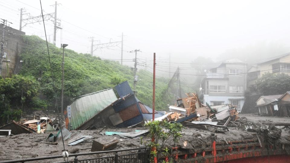 土石流已造成2死、約20人失蹤。（圖／翻攝自@all_izu_news推特）