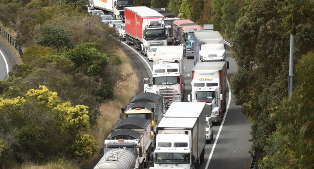 Scenes on the Pacific Motorway at the Queensland and New South Wales border on the Gold Coast. Source: AAP