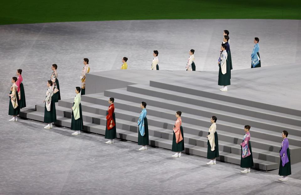 <p>Members of the Takarazuka Revue are seeduring the Closing Ceremony of the Tokyo 2020 Olympic Games at Olympic Stadium on August 08, 2021 in Tokyo, Japan. (Photo by Francois Nel/Getty Images)</p> 