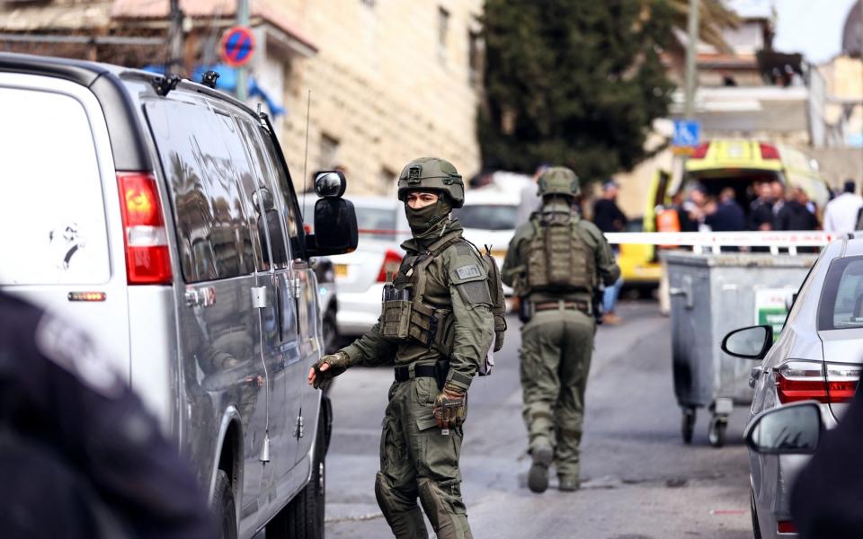 Israeli security personnel - RONEN ZVULUN/REUTERS